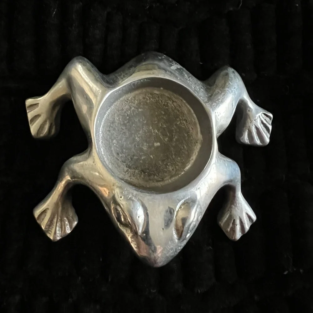 Frog Tea Light Candle Holder from Restoration HDW plus Wire Beaded Frog!